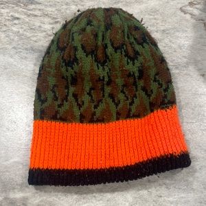 VINTAGE Camouflage and Reversible Orange Winter hunting hat!